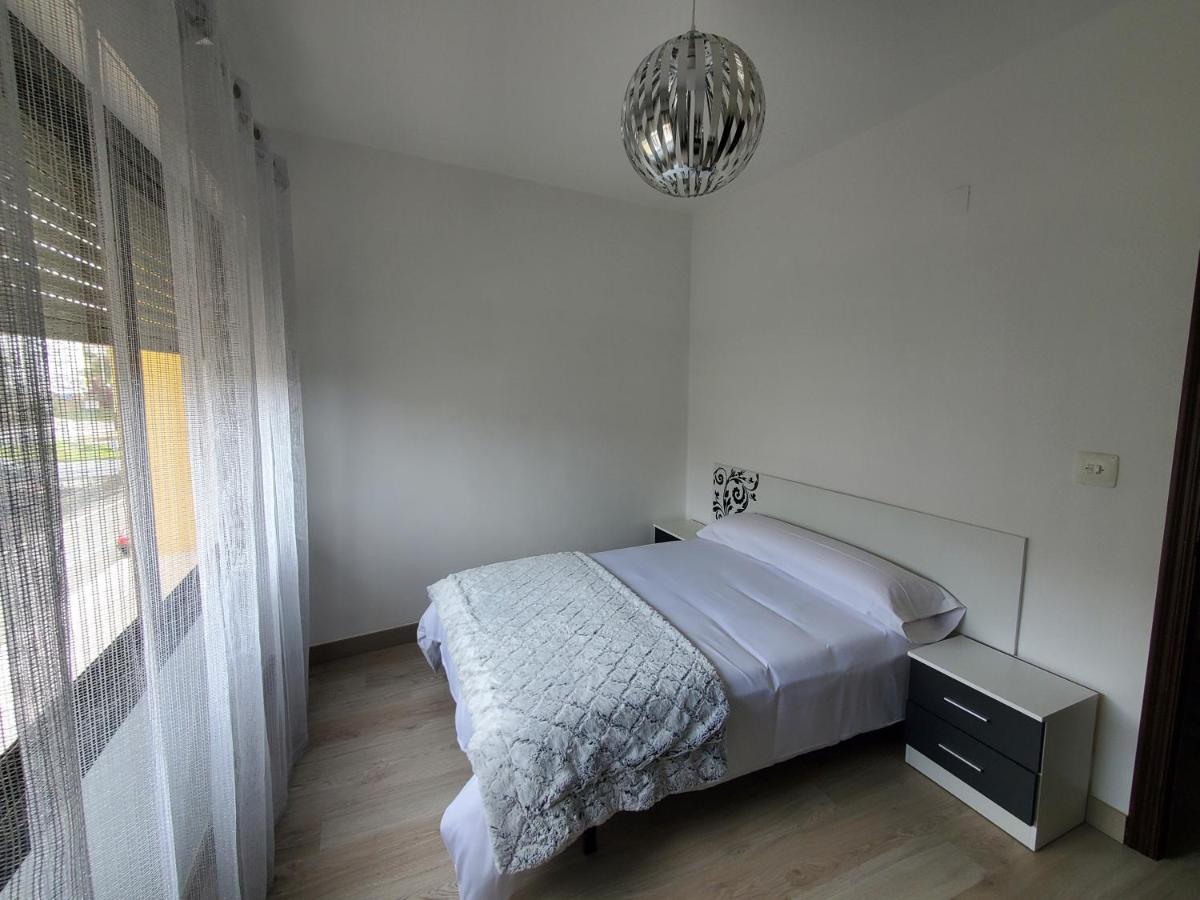 Piso Termal III Apartment Ourense Exterior foto